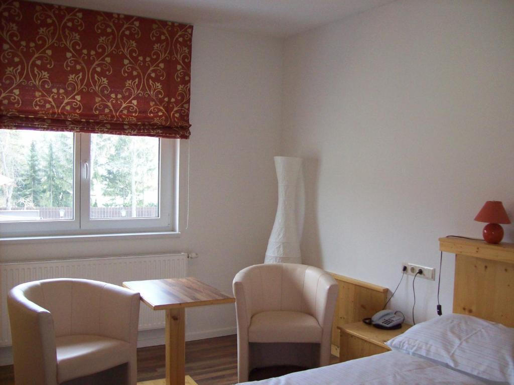 Hubertushof Fromwald Hotel Und Gasthof Bad Fischau 客房 照片